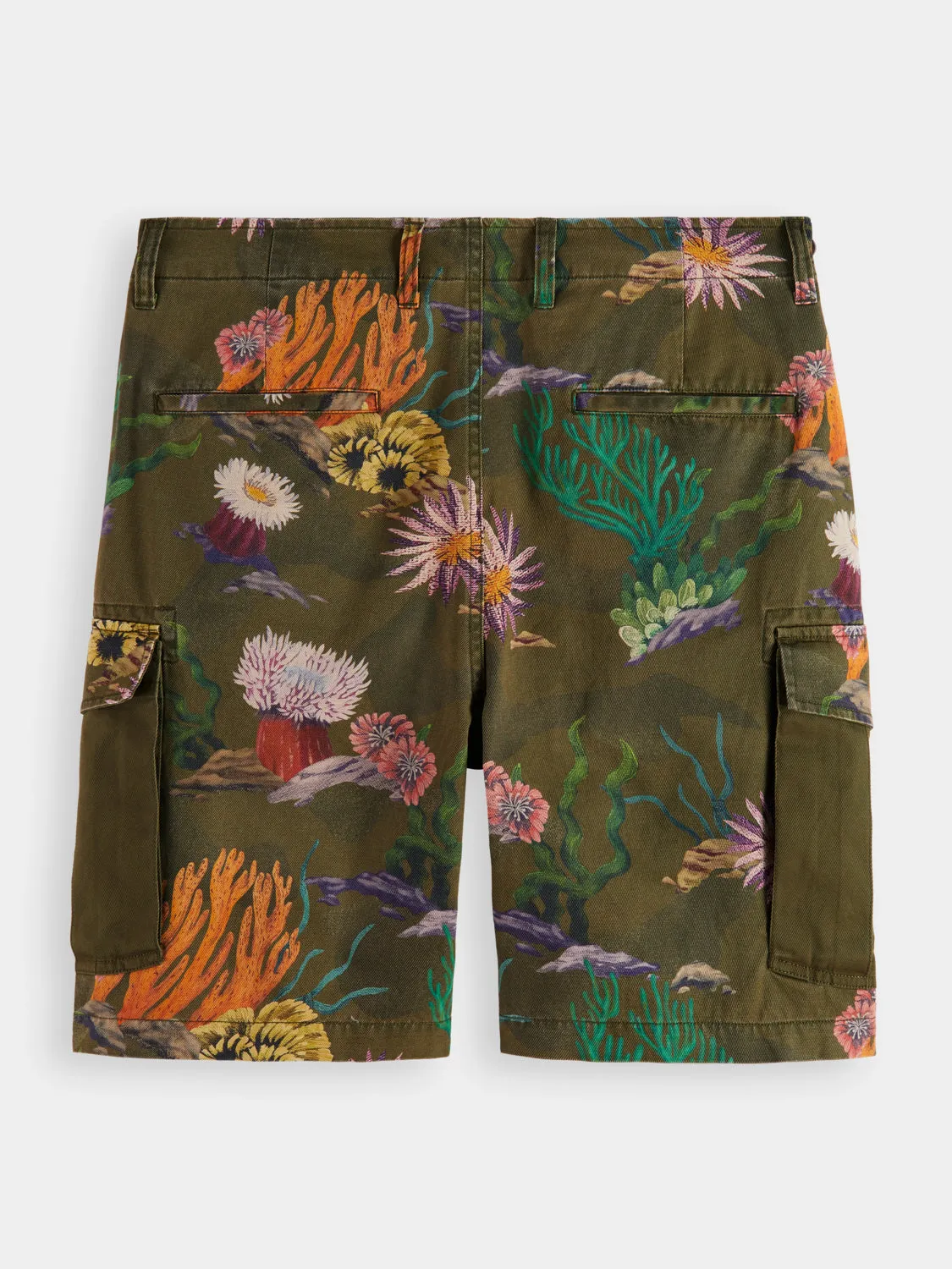 Printed cargo shorts