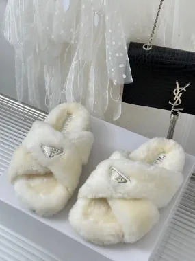 SE1175 PD Shearling Sandals / Size5-9