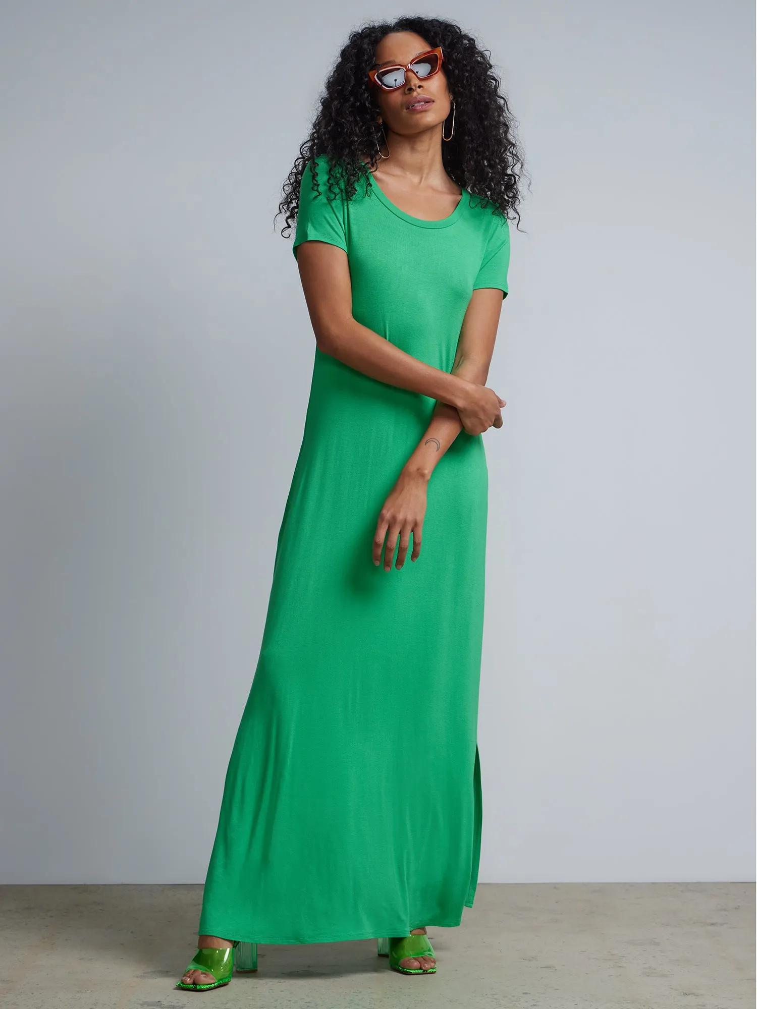 Short Sleeve Side Slit T-shirt Maxi Dress